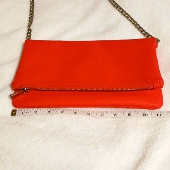 Express Coral Fold Over Purse with Silver Chain‎ Strap/Hardware - Picture 10 of 12